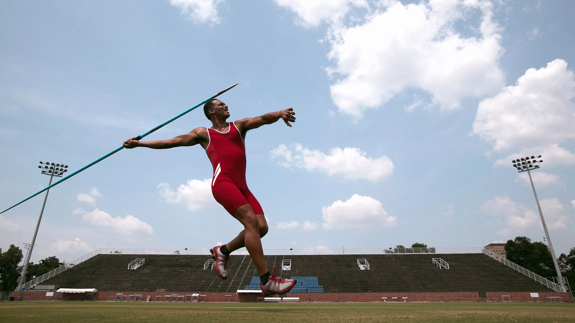 开云体育平台APP-维尼修斯一锤定音，当勒沃库森的精密齿轮咬上贝蒂斯的弗拉门戈舞步
